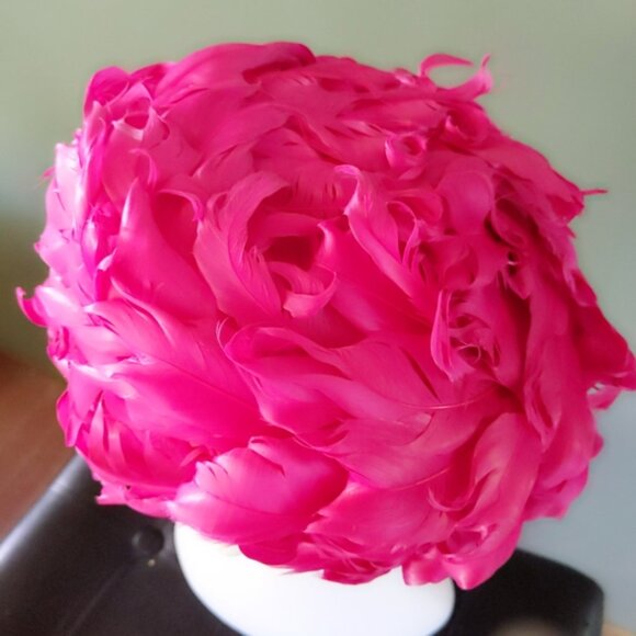 Vintage 1960s Magenta Hot Pink Feather Pillbox Turban Hat